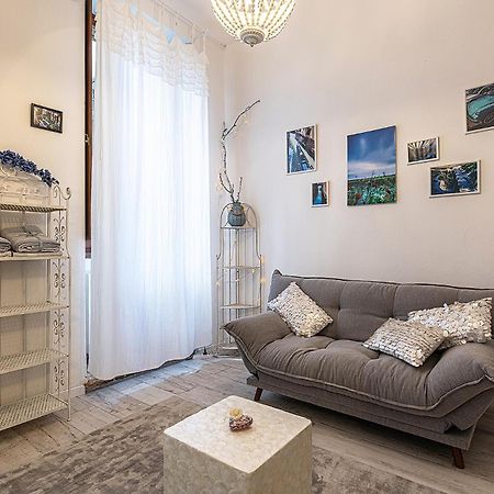 White & Gold Suite Верона Экстерьер фото