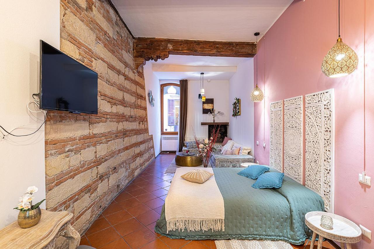 White & Gold Suite Верона Экстерьер фото